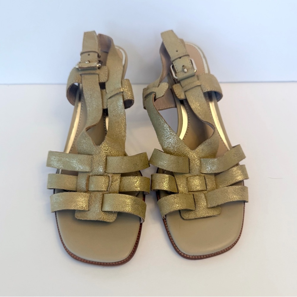 Donald Pliner Kaia gold platino kitten heeled sandals, size 9.5 - Picture 3 of 9